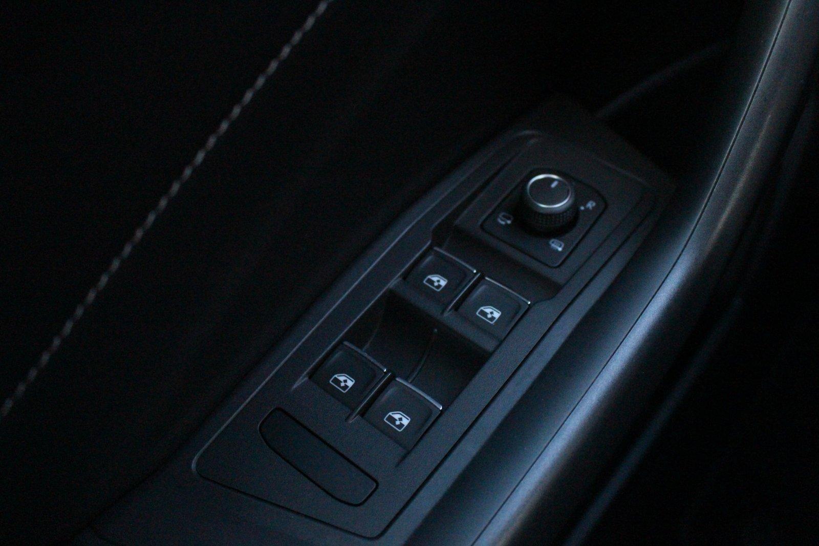 Volkswagen T-Roc 1.5 TSI Cabriolet DSG R-Line