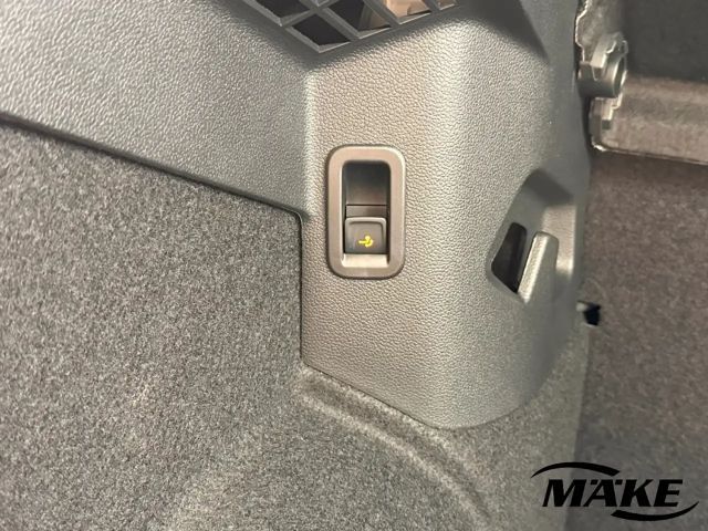 Volkswagen Golf 1.5 eTSI DSG