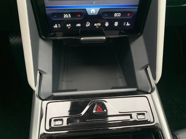 Ford Explorer Extended range RWD