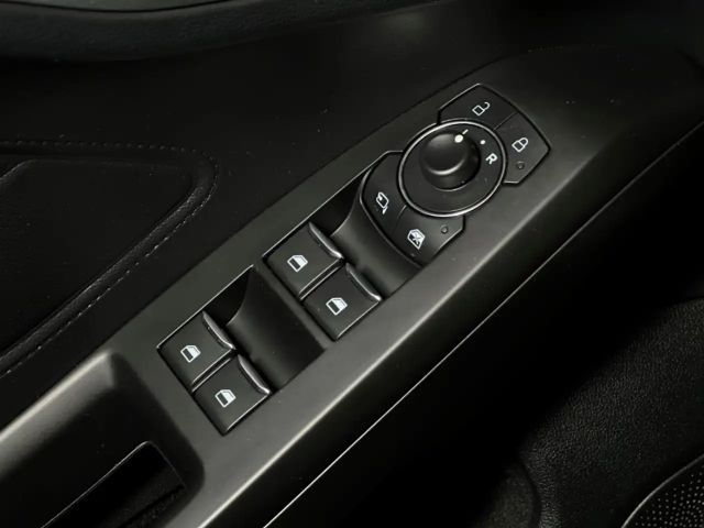 Ford Focus ST Line Style Wagon