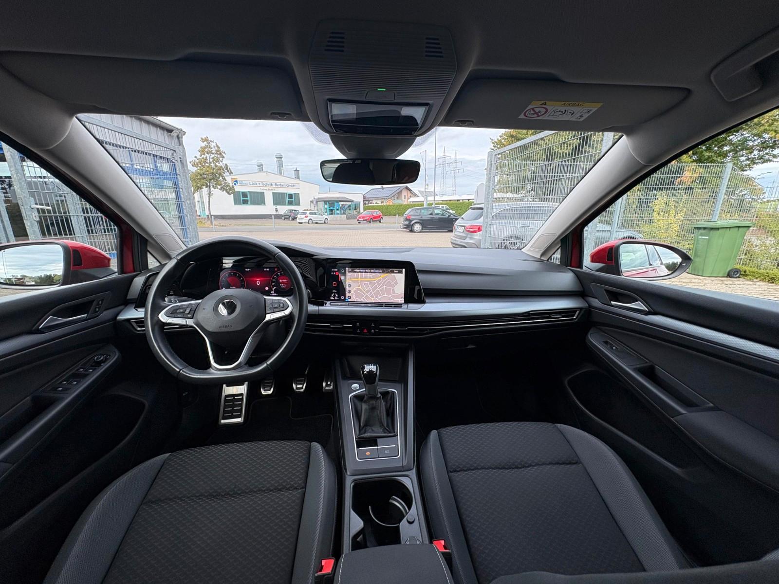 Volkswagen Golf 1.5 TSI Golf VIII