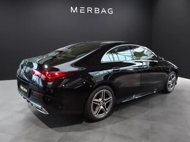 Mercedes-Benz CLA 220 4MATIC AMG Line Coupé