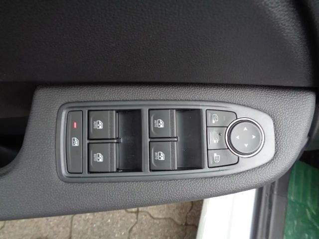 Mitsubishi Colt 1.6 Hybrid