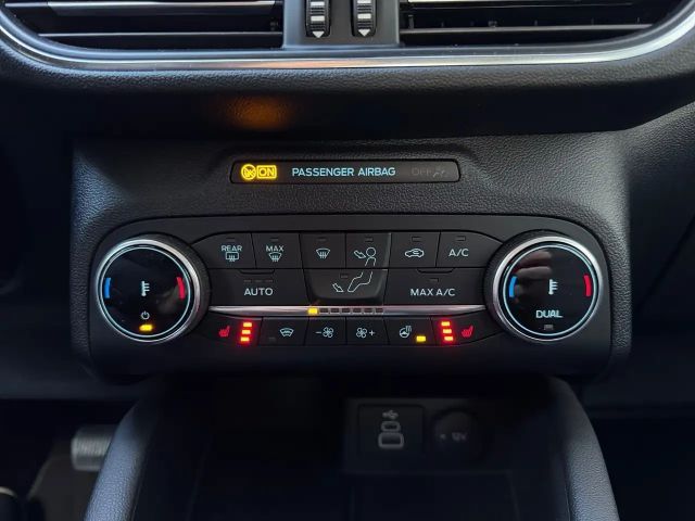 Ford Kuga 2.5 FHEV Aut., Neuwagenzustand !