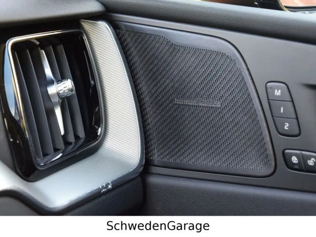 Volvo XC60 Dark Plus