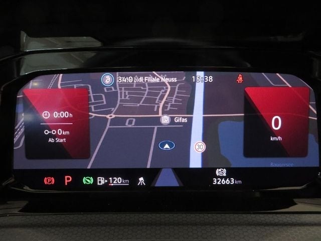 Volkswagen Golf 2.0 TSI DSG Golf VIII