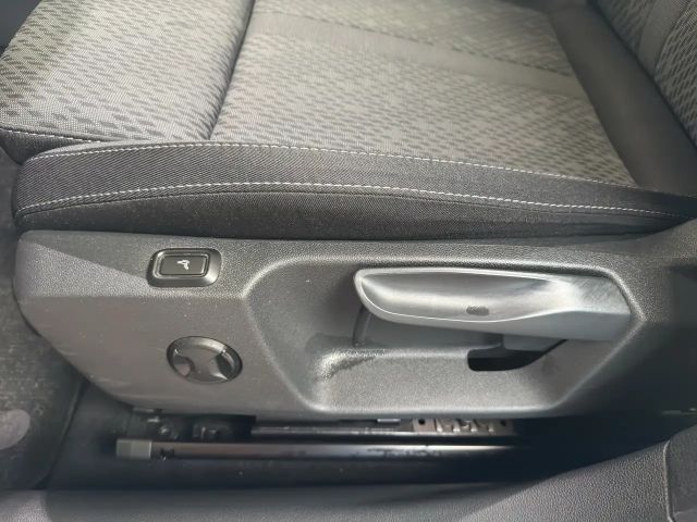 Skoda Octavia 2.0 TDI Ambition Clever Combi