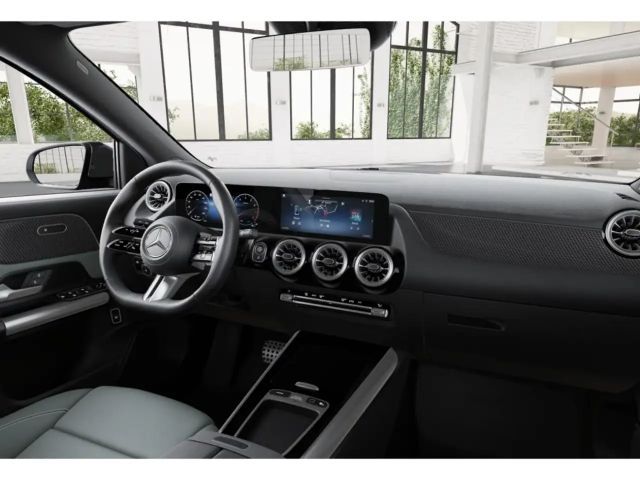 Mercedes-Benz GLA 220 4MATIC AMG Line