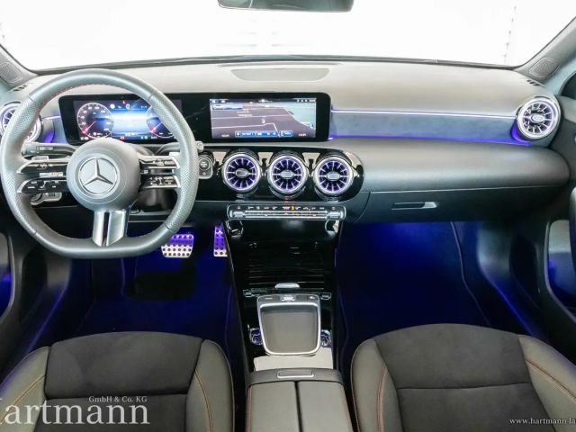 Mercedes-Benz A 200 AMG Line Hatchback