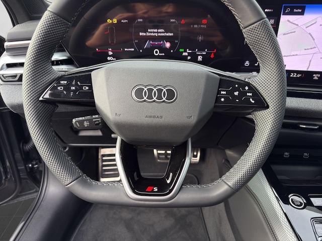 Audi A6 Avant Quattro S-Tronic