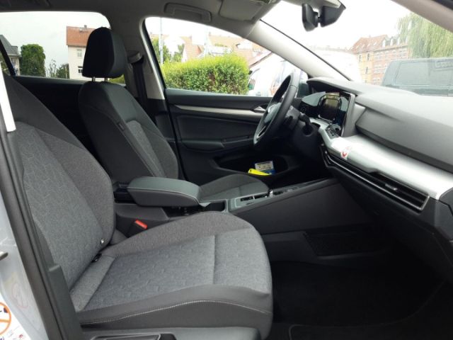 Volkswagen Golf DSG Life