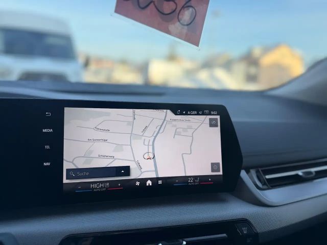 BMW 218 LENKRADHZ KAMERA LED