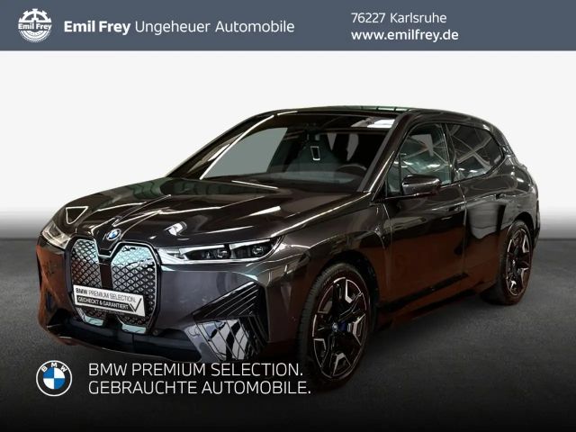 BMW iX xDrive40