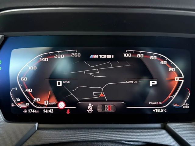 BMW 135 135i Sedan xDrive