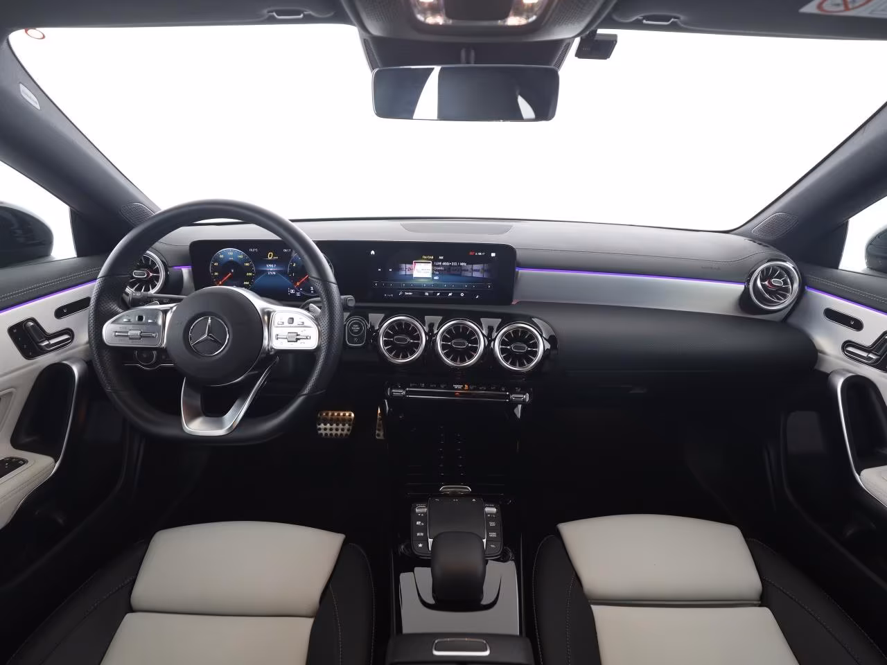 Mercedes-Benz CLA 200 AMG Line Shooting Brake