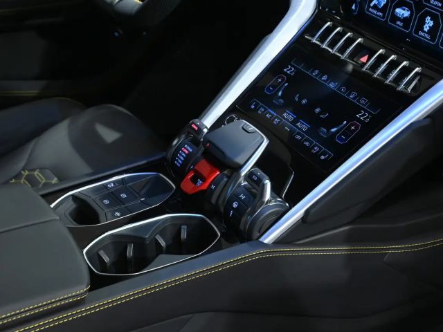 Lamborghini Urus AWD