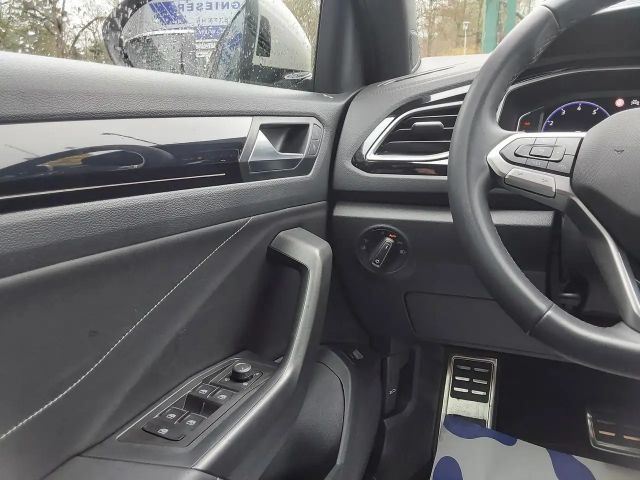 Volkswagen T-Roc 1.5 TSI DSG R-Line