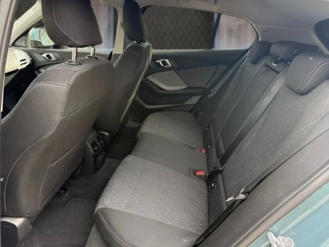 BMW 118 118d 5-deurs Sedan