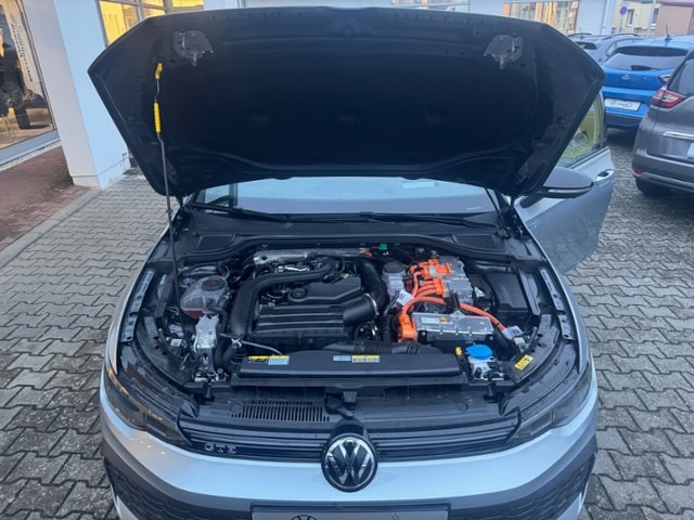 Volkswagen Golf 1.5 TSI DSG eHybrid