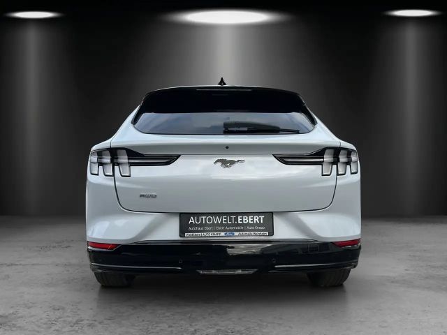 Ford Mustang Mach-E AWD