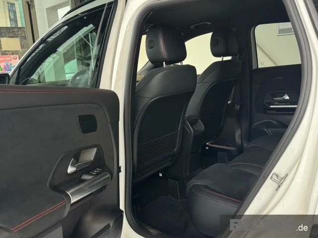 Mercedes-Benz GLA 200 AMG Line Premium