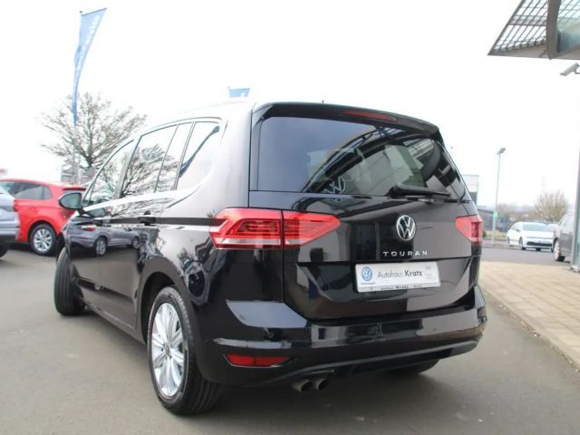 Volkswagen Touran DSG Highline