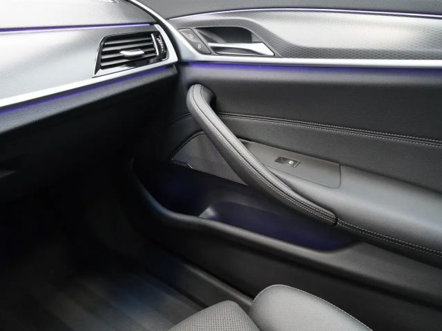 BMW 540 540i M-Sport Touring xDrive