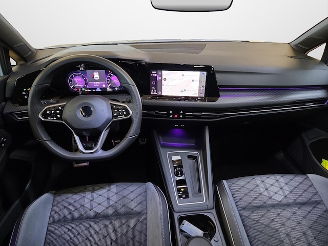 Volkswagen Golf 1.5 eTSI DSG R-Line