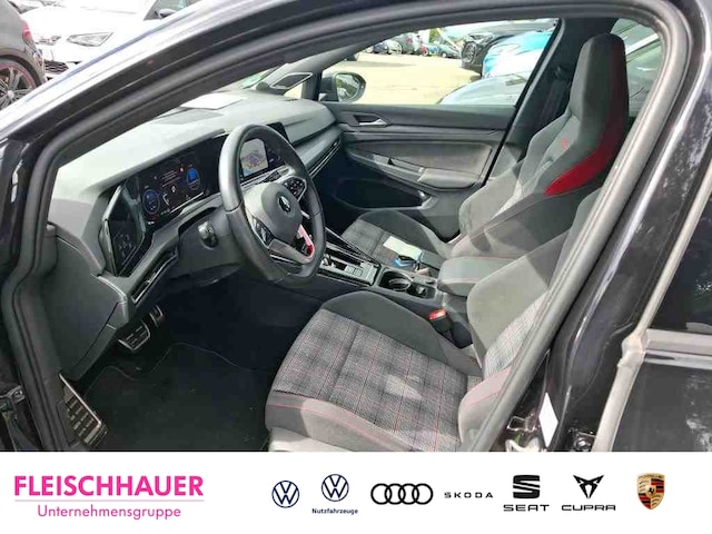 Volkswagen Golf 2.0 TSI DSG Golf VIII