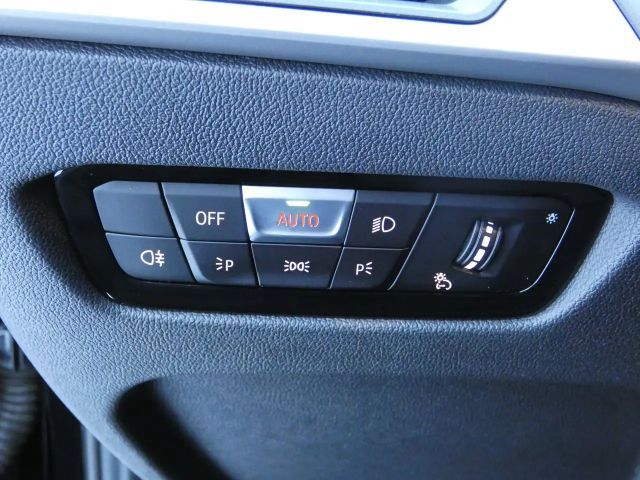 BMW 330 330e Touring