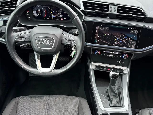 Audi Q3 35 TDI S-Tronic