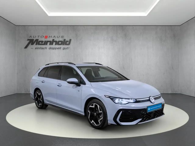 Volkswagen Golf 1.5 TSI R-Line Variant