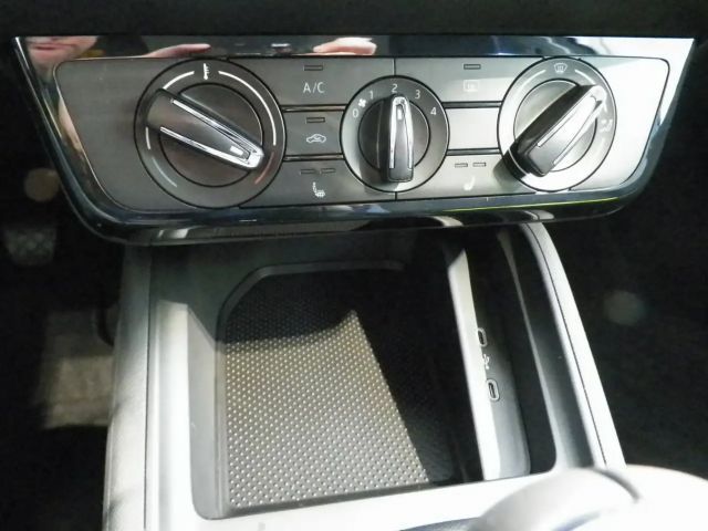 Skoda Kamiq Essence TSI