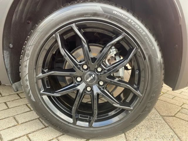 Lexus UX 250h Style Edition