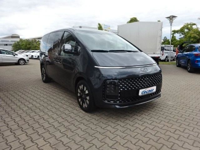 Hyundai Staria Signature Vierwielaandrijving