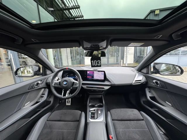 BMW 135 Sedan xDrive