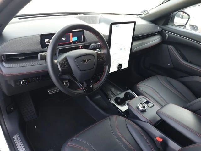 Ford Mustang Mach-E AWD Extended range