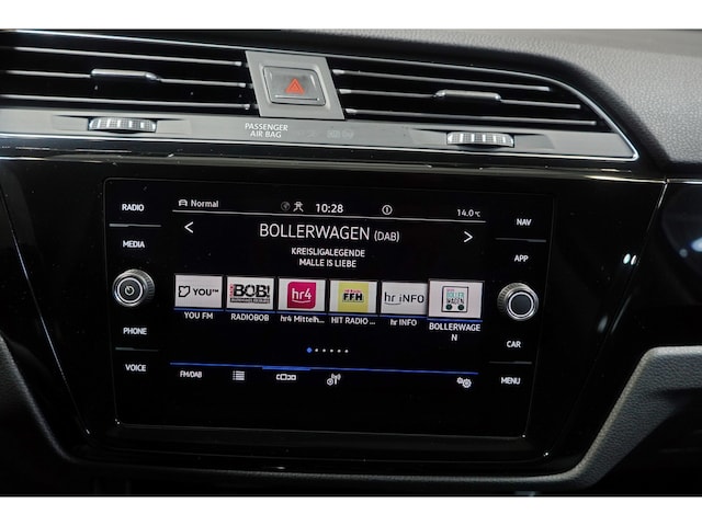 Volkswagen Touran 1.5 TSI Highline Style