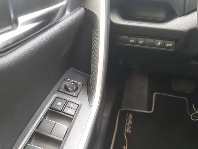 Toyota RAV4 4x2 Hybride Team D