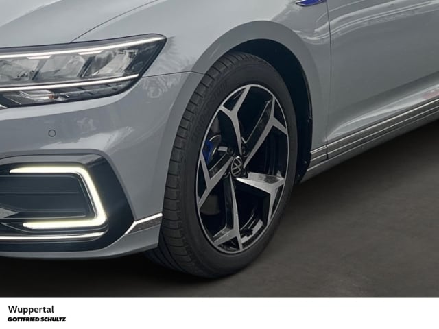 Volkswagen Passat DSG GTE Variant