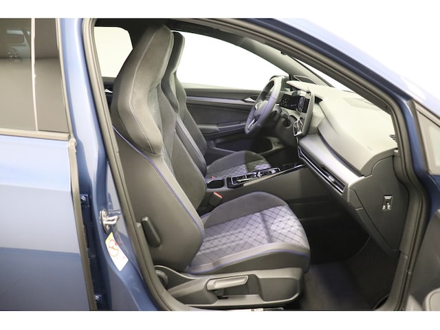 Volkswagen Golf 1.5 eTSI R-Line Variant