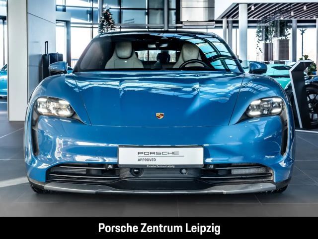 Porsche Taycan 4S Cross Turismo