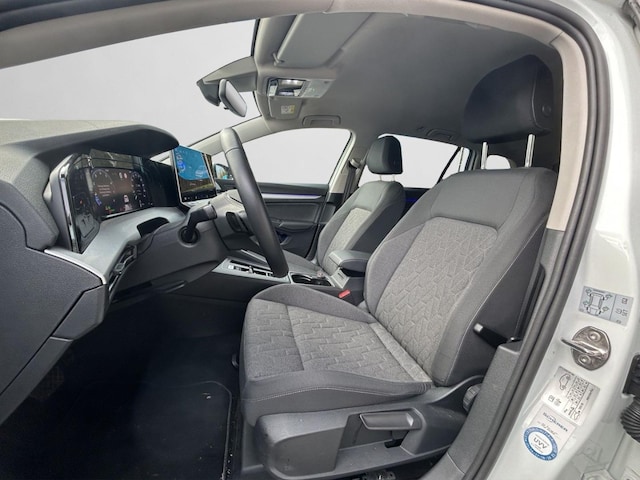 Volkswagen Golf 1.5 eTSI DSG Life Variant