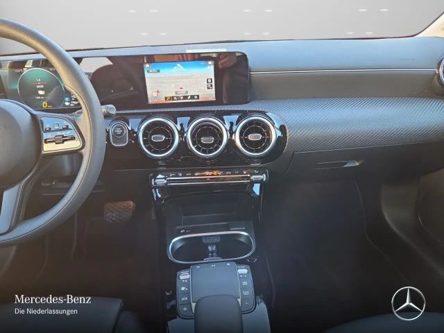 Mercedes-Benz A 250 A 250 e Style