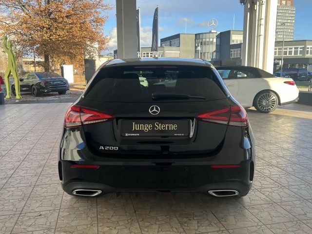 Mercedes-Benz A 200 AMG Line
