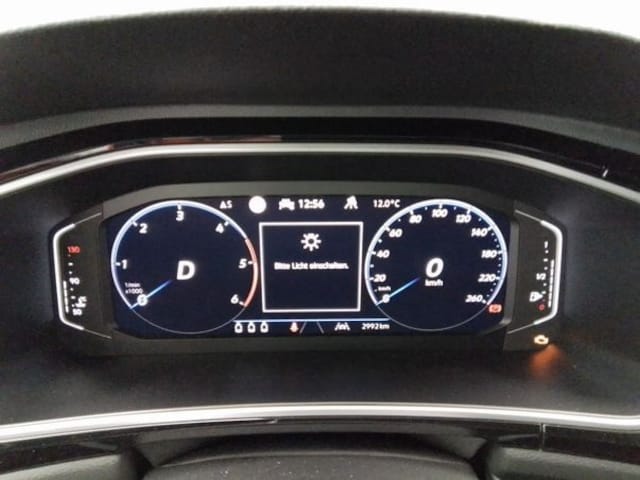 Volkswagen T-Roc T-Roc 2.0TDI DSG R-Line Standhzg. Navi AHK RFK ...