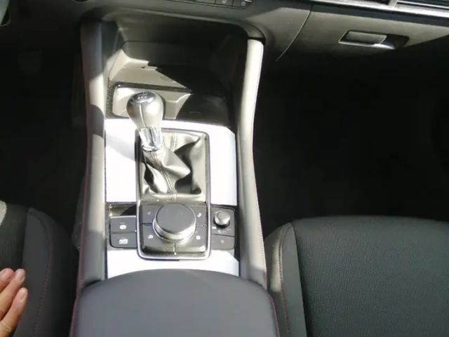 Mazda 3 2.5L SkyActiv e-Skyactiv