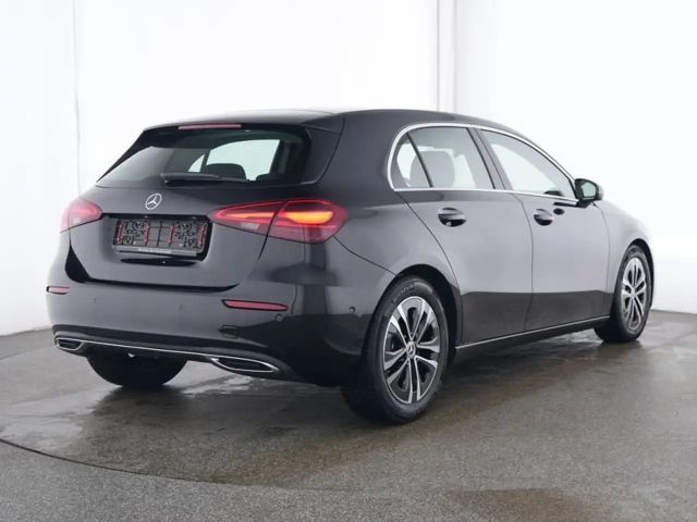 Mercedes-Benz A 180 Progressive
