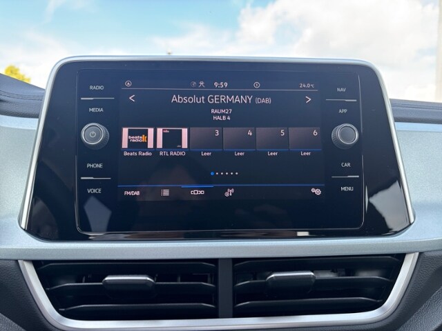 Volkswagen T-Roc GOAL 1,0 l TSI 116 PS Navi Sitzheizung