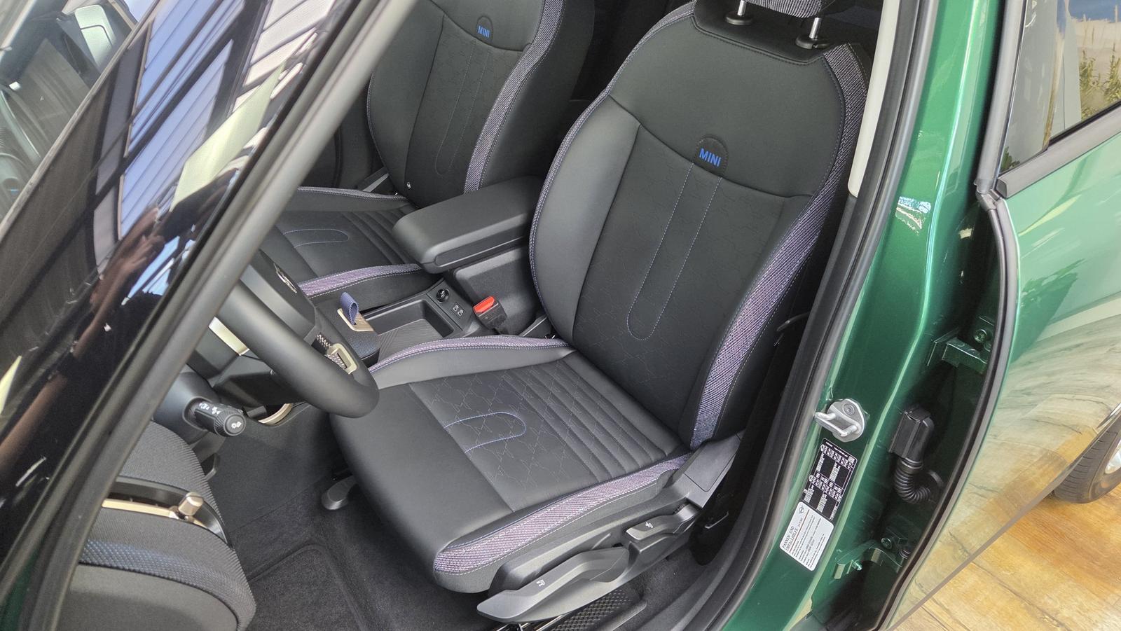 MINI Cooper C Countryman Classic